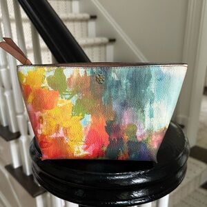 Tory Burch accessory / make up bag